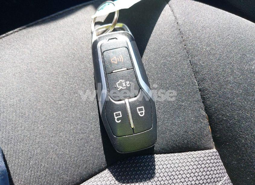 Photo 11 of 2016 Ford Edge SE (VIN 2FMPK3G97GBB09638)