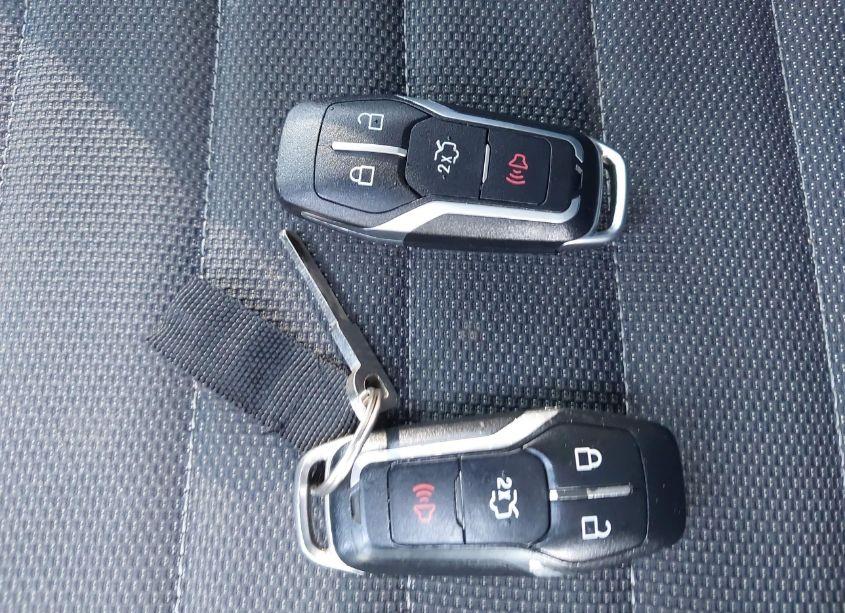 Photo 11 of 2016 Ford Edge SE (VIN 2FMPK3G97GBB48049)