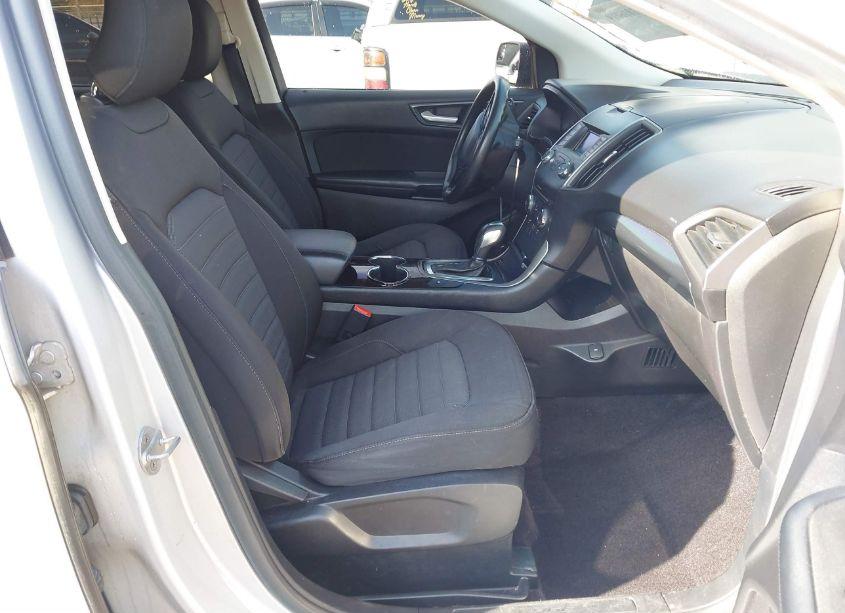 Photo 5 of 2016 Ford Edge SE (VIN 2FMPK3G97GBB48049)