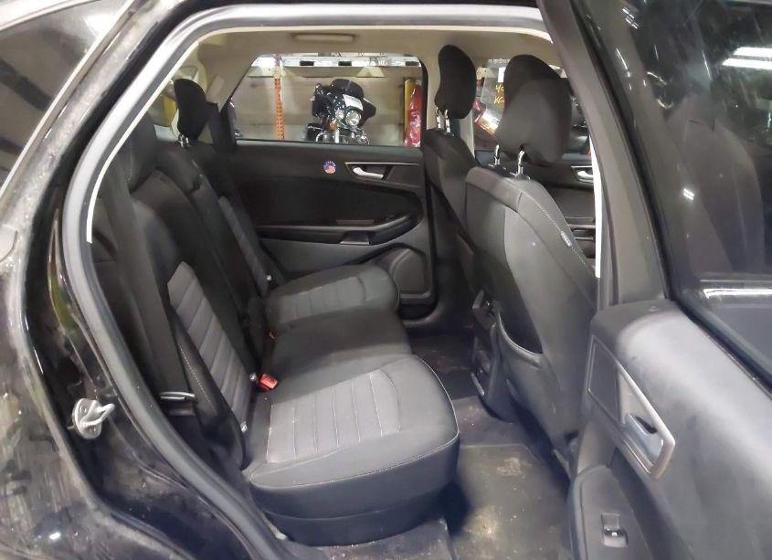 Photo 8 of 2017 Ford Edge SE (VIN 2FMPK3G97HBB03517)