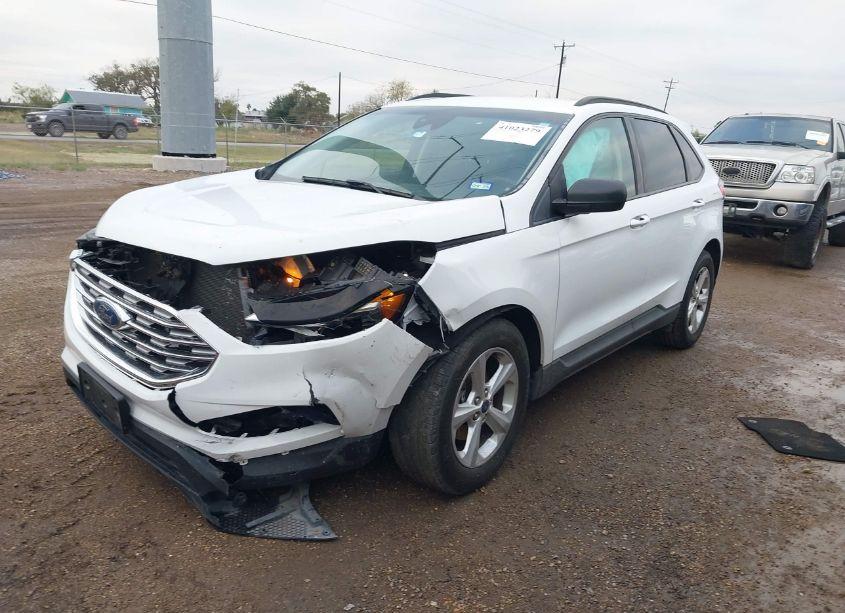 Photo 2 of 2020 Ford Edge SE (VIN 2FMPK3G97LBB03946)