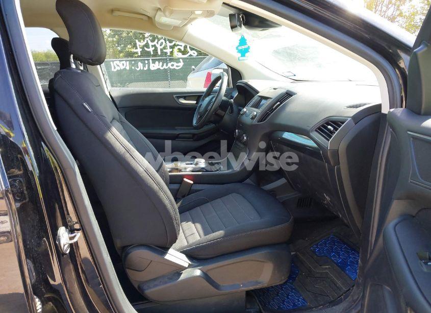 Photo 5 of 2019 Ford Edge SE (VIN 2FMPK3G98KBC40232)