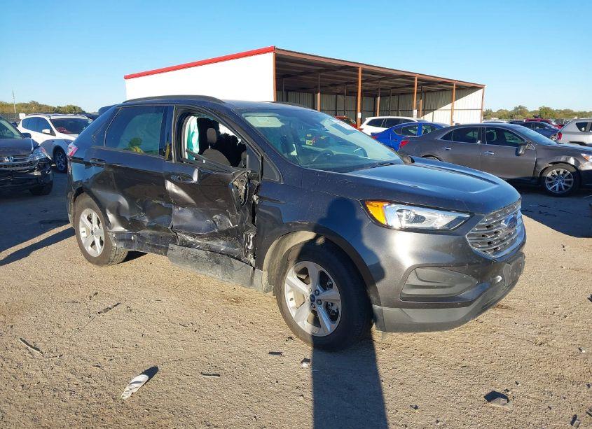 2020 Ford Edge SE (VIN 2FMPK3G98LBB60088) main photo