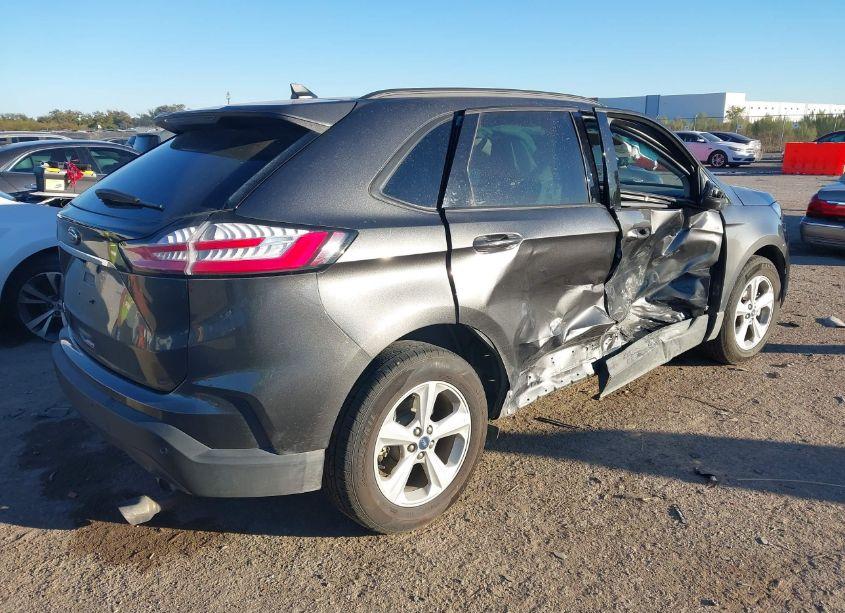 Photo 4 of 2020 Ford Edge SE (VIN 2FMPK3G98LBB60088)
