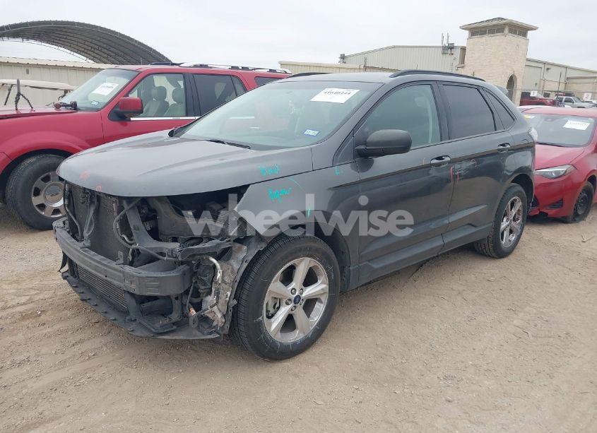 Photo 2 of 2016 Ford Edge SE (VIN 2FMPK3G9XGBC66113)