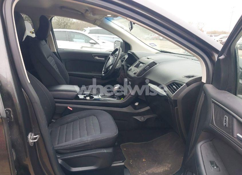 Photo 5 of 2016 Ford Edge SE (VIN 2FMPK3G9XGBC66113)