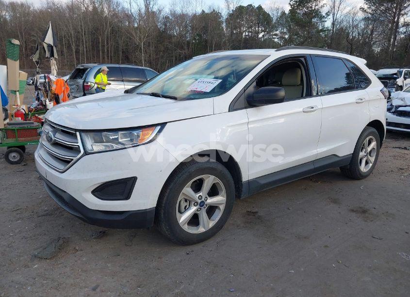 Photo 2 of 2017 Ford Edge SE (VIN 2FMPK3G9XHBC59292)