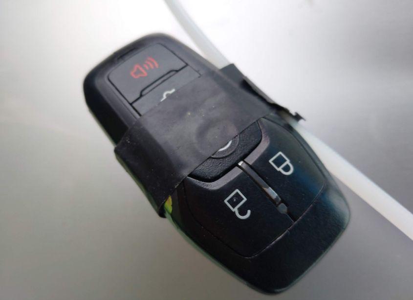 Photo 11 of 2016 Ford Edge SEL (VIN 2FMPK3J82GBB43051)