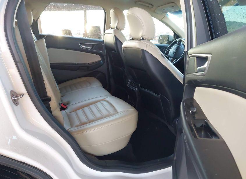 Photo 8 of 2018 Ford Edge SEL (VIN 2FMPK3J83JBC47667)