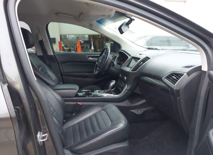 Photo 5 of 2016 Ford Edge SEL (VIN 2FMPK3J85GBB56053)