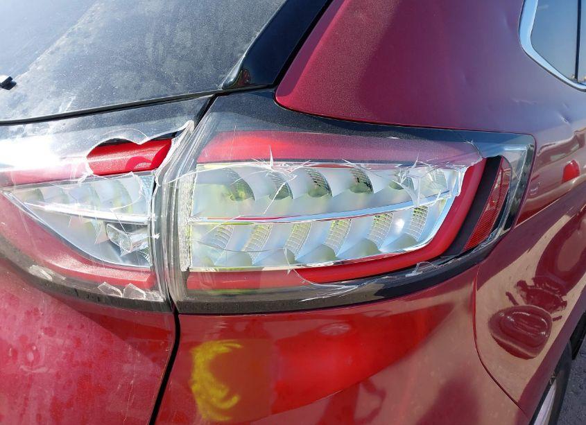 Photo 17 of 2018 Ford Edge SEL (VIN 2FMPK3J85JBC11947)