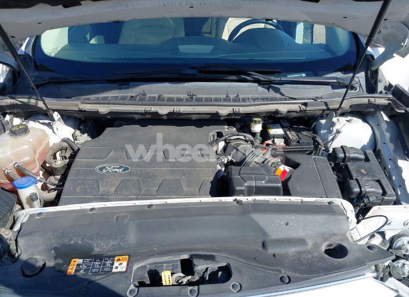 Photo 10 of 2016 Ford Edge SEL (VIN 2FMPK3J86GBB04768)