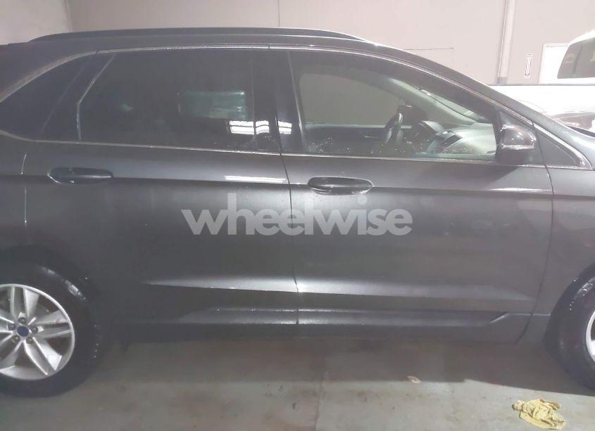 Photo 13 of 2018 Ford Edge SEL (VIN 2FMPK3J88JBB62999)