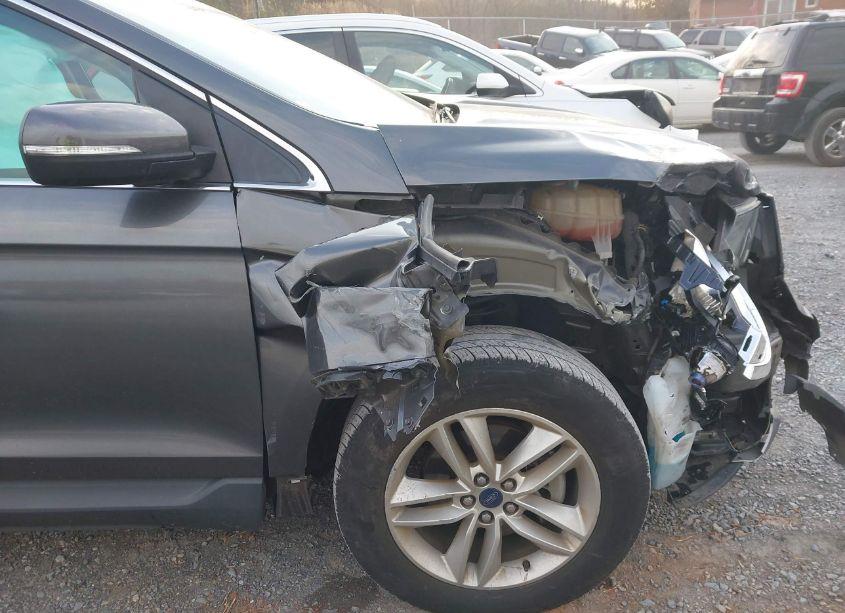 Photo 18 of 2018 Ford Edge SEL (VIN 2FMPK3J88JBB89877)