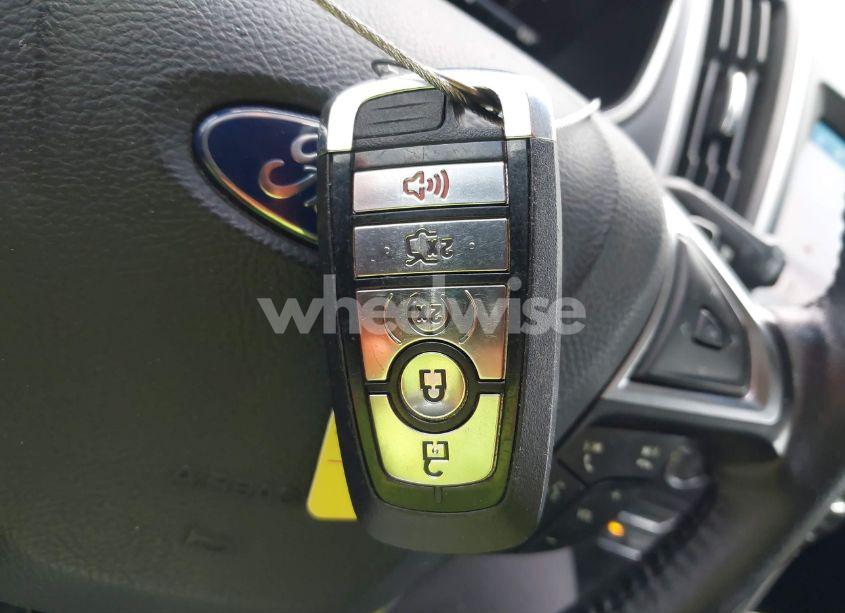 Photo 11 of 2018 Ford Edge SEL (VIN 2FMPK3J8XJBB70487)