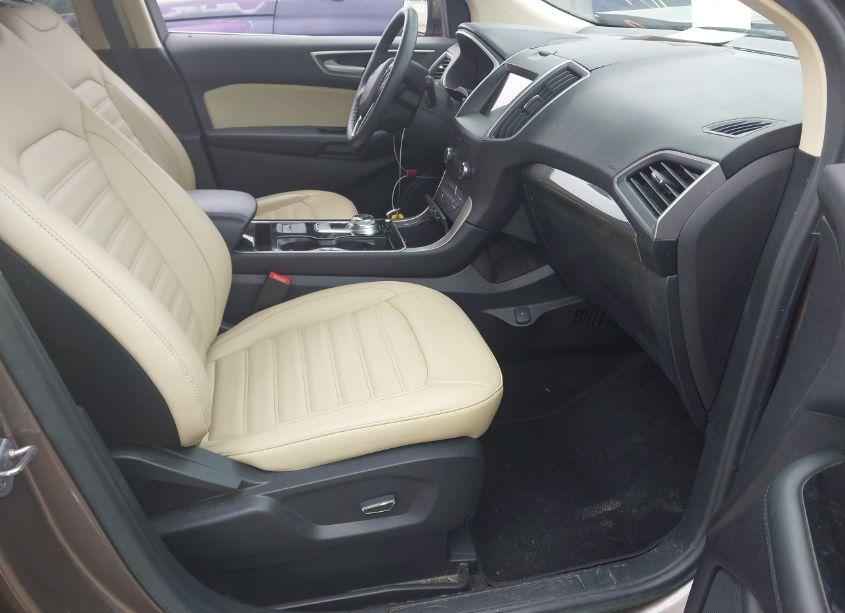 Photo 5 of 2019 Ford Edge SEL (VIN 2FMPK3J90KBB19591)