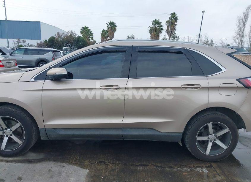 Photo 14 of 2020 Ford Edge SEL (VIN 2FMPK3J90LBB01707)