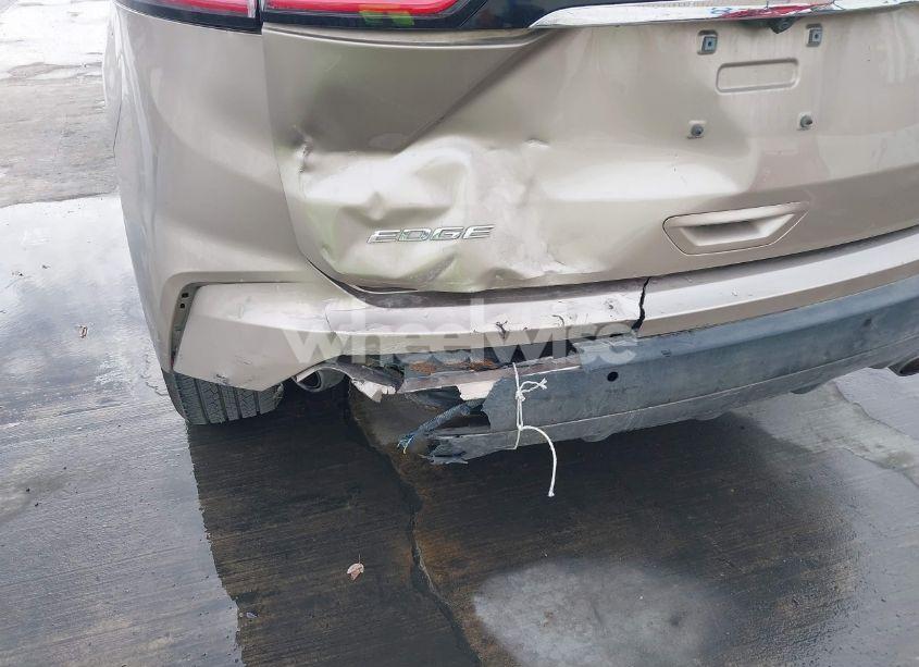 Photo 6 of 2020 Ford Edge SEL (VIN 2FMPK3J90LBB01707)