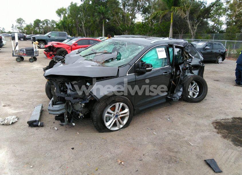 Photo 2 of 2020 Ford Edge SEL (VIN 2FMPK3J90LBB51006)