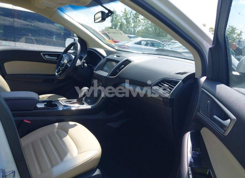 Photo 5 of 2016 Ford Edge SEL (VIN 2FMPK3J92GBC34135)