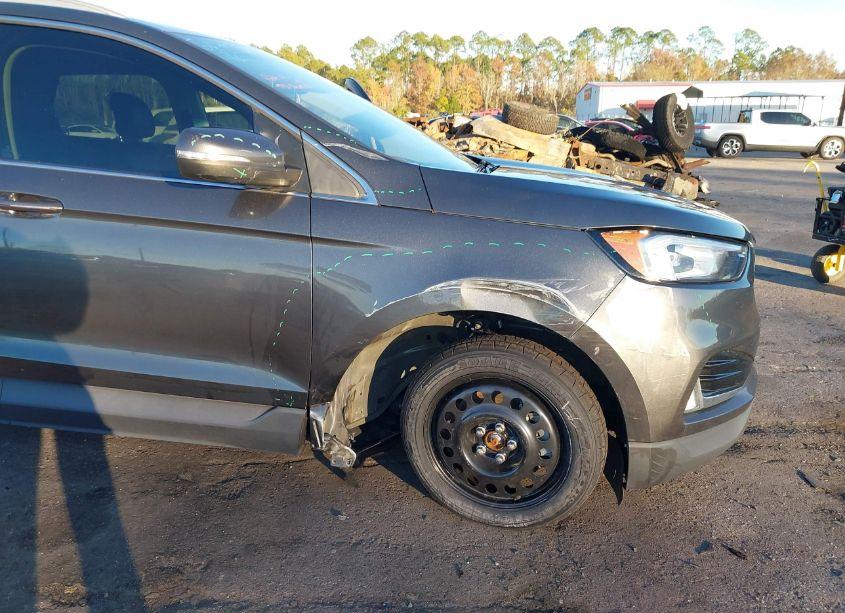 Photo 6 of 2019 Ford Edge SEL (VIN 2FMPK3J92KBC32376)