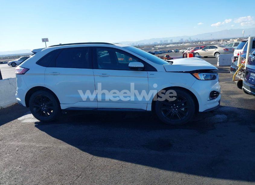Photo 13 of 2020 Ford Edge ST LINE (VIN 2FMPK3J92LBB53467)