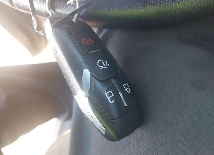 Photo 11 of 2017 Ford Edge SEL (VIN 2FMPK3J93HBB14829)