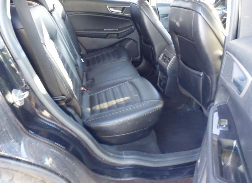 Photo 8 of 2020 Ford Edge SEL (VIN 2FMPK3J93LBA17039)