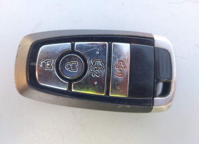 Photo 11 of 2020 Ford Edge SEL (VIN 2FMPK3J93LBA57556)