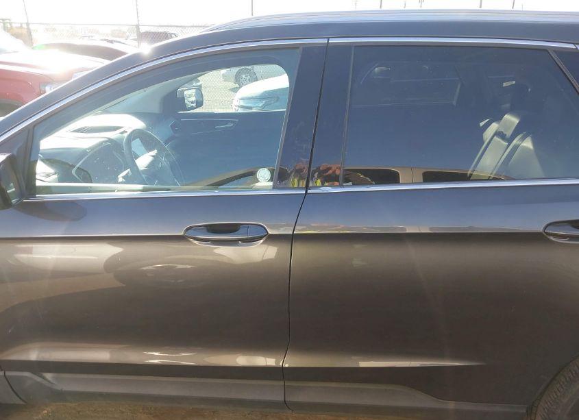 Photo 14 of 2020 Ford Edge SEL (VIN 2FMPK3J93LBA57556)