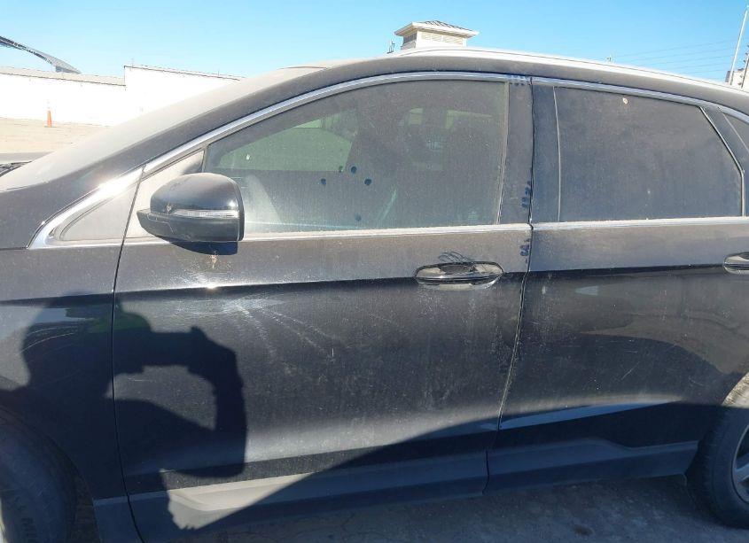 Photo 13 of 2020 Ford Edge SEL (VIN 2FMPK3J93LBB51677)