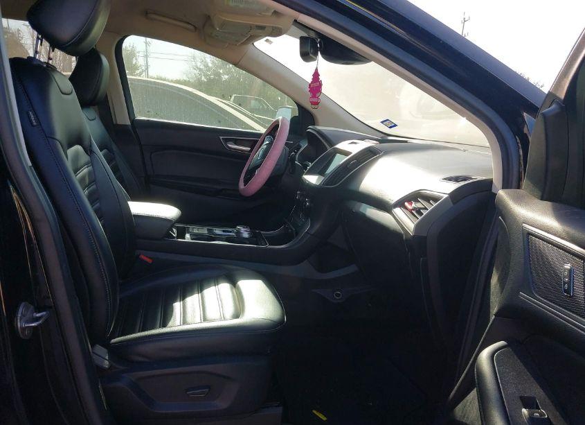 Photo 5 of 2020 Ford Edge SEL (VIN 2FMPK3J93LBB51677)