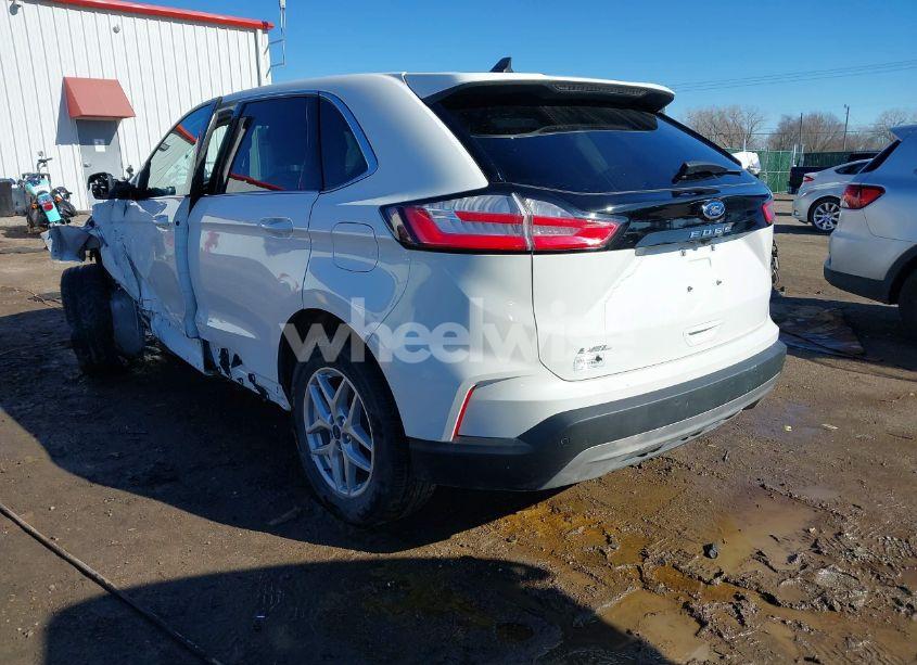 Photo 3 of 2021 Ford Edge SEL (VIN 2FMPK3J94MBA14619)