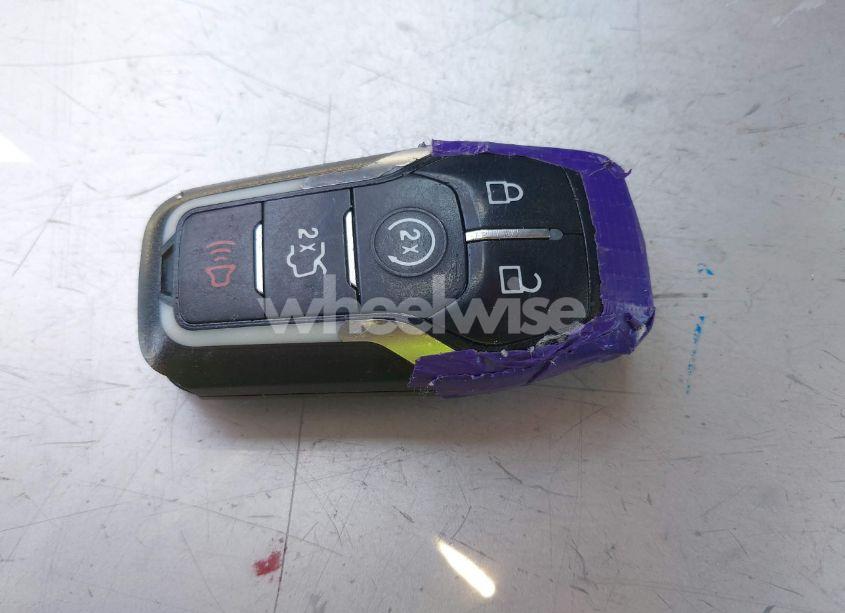 Photo 11 of 2016 Ford Edge SEL (VIN 2FMPK3J95GBB94696)