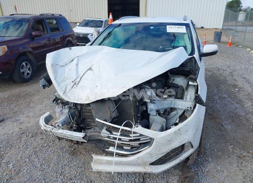 Photo 6 of 2020 Ford Edge SEL (VIN 2FMPK3J95LBA17351)