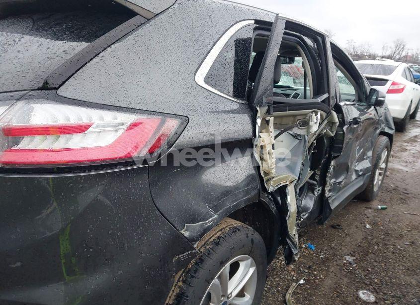 Photo 6 of 2020 Ford Edge SEL (VIN 2FMPK3J96LBB29253)
