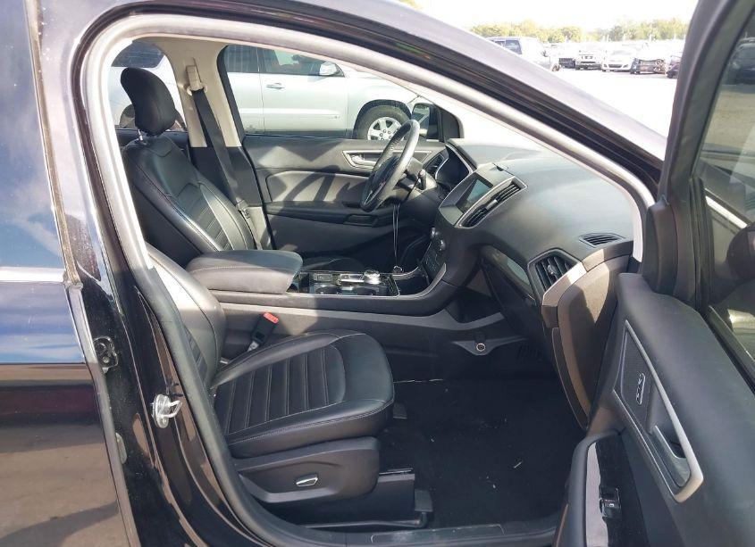 Photo 5 of 2019 Ford Edge SEL (VIN 2FMPK3J97KBB19698)
