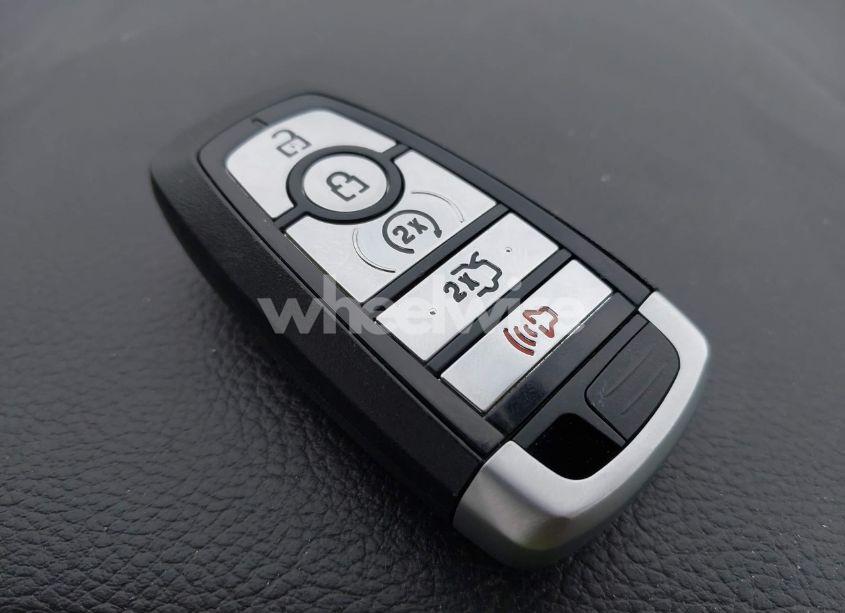 Photo 11 of 2017 Ford Edge SEL (VIN 2FMPK3J99HBC20573)