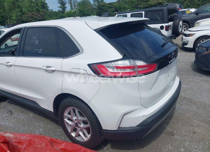 Photo 3 of 2021 Ford Edge SEL (VIN 2FMPK3J99MBA00702)