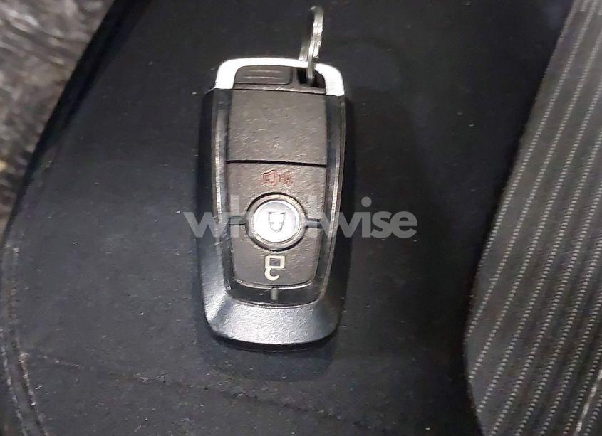 Photo 11 of 2018 Ford Edge SEL (VIN 2FMPK3J9XJBB99965)