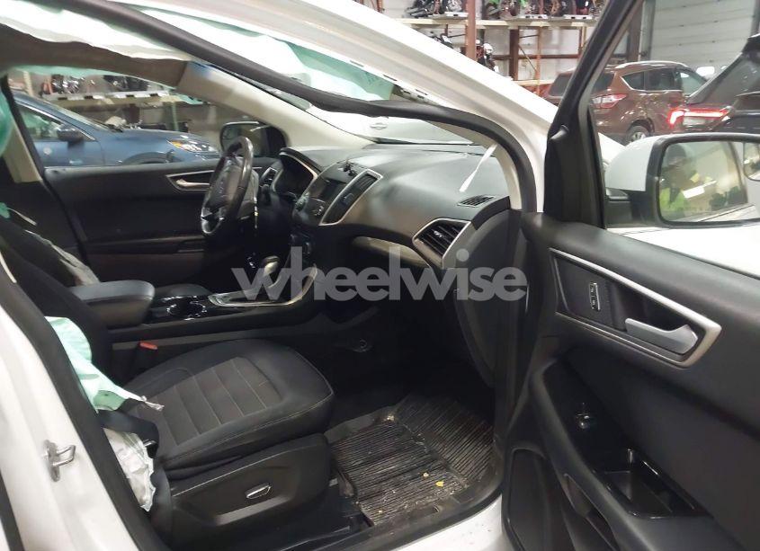 Photo 5 of 2018 Ford Edge SEL (VIN 2FMPK3J9XJBB99965)