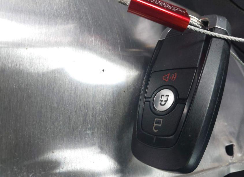 Photo 11 of 2019 Ford Edge SEL (VIN 2FMPK3J9XKBB23292)