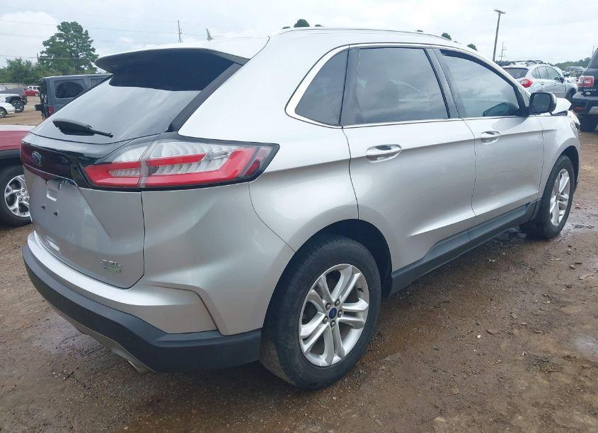 Photo 4 of 2019 Ford Edge SEL (VIN 2FMPK3J9XKBB23292)