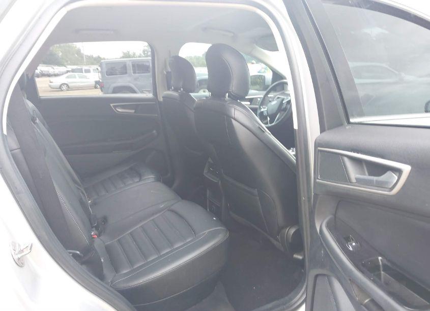 Photo 8 of 2019 Ford Edge SEL (VIN 2FMPK3J9XKBB23292)