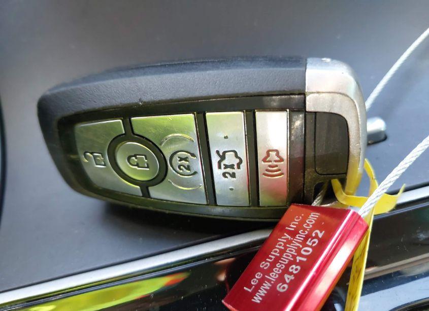 Photo 11 of 2019 Ford Edge SEL (VIN 2FMPK3J9XKBC44114)