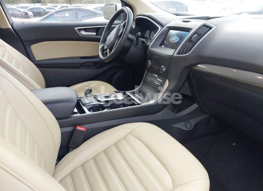 Photo 5 of 2020 Ford Edge SEL (VIN 2FMPK3J9XLBA57358)