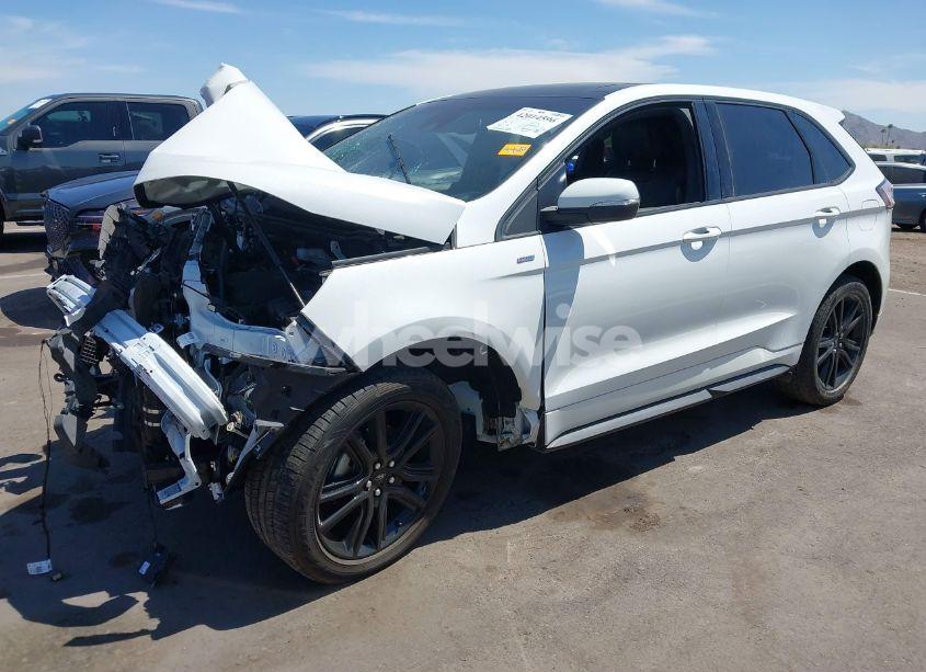 Photo 2 of 2020 Ford Edge ST LINE (VIN 2FMPK3J9XLBB18529)