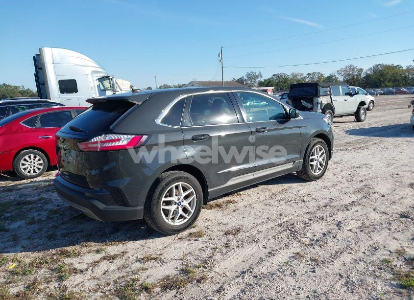 Photo 4 of 2021 Ford Edge SEL (VIN 2FMPK3J9XMBA01616)
