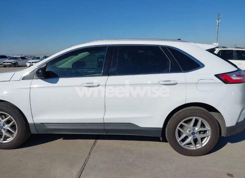 Photo 14 of 2021 Ford Edge SEL (VIN 2FMPK3J9XMBA18867)