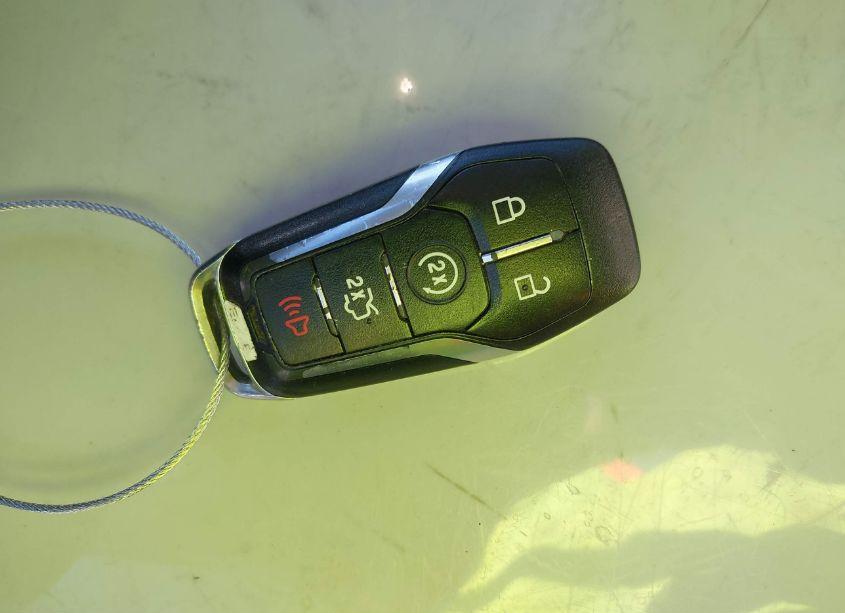 Photo 11 of 2016 Ford Edge TITANIUM (VIN 2FMPK3K88GBB91779)